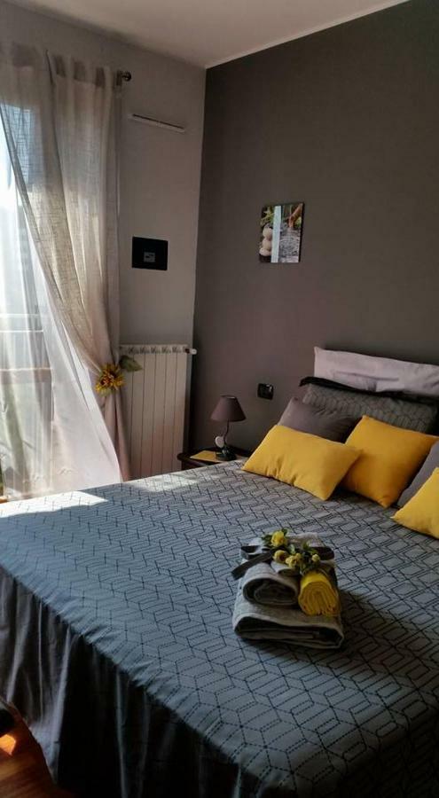 Apartmán Sunflower House Ieo Ripamonti Milán Exteriér fotografie