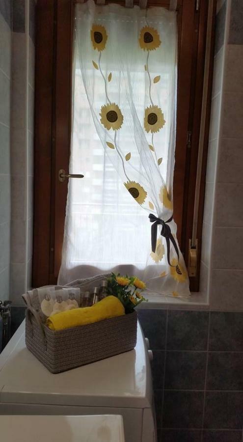 Apartmán Sunflower House Ieo Ripamonti Milán Exteriér fotografie